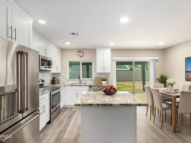 1602 W Rockwood Dr — Photo 16