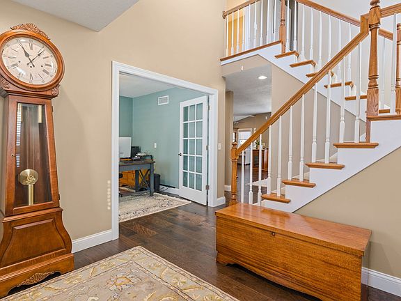 4th image of 1955 Plum Tree Rd