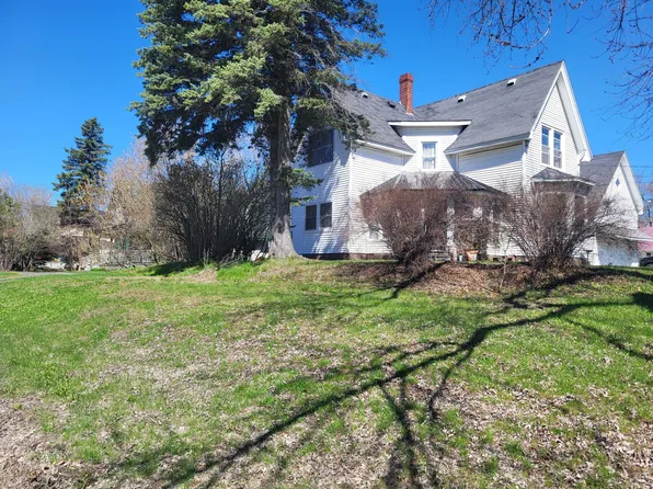 30 Park Street, Presque Isle, ME 04769