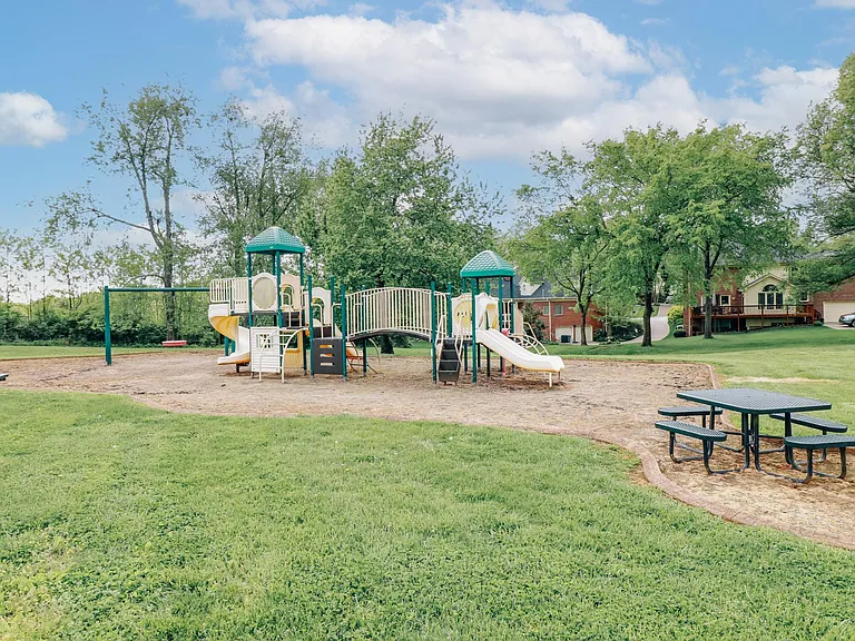 5304 Wolfpen Woods Dr — Photo 39