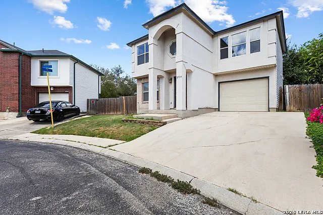 3 bed, 2.5 bath, 1369 sqft, $1,450 — Photo 2