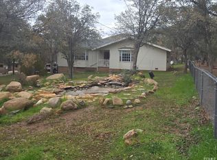 3404 Seclusion Rd, Lake Isabella, CA 93240