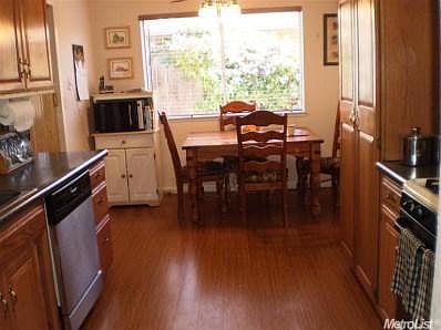 2nd image of 2548 Dobbins Ln