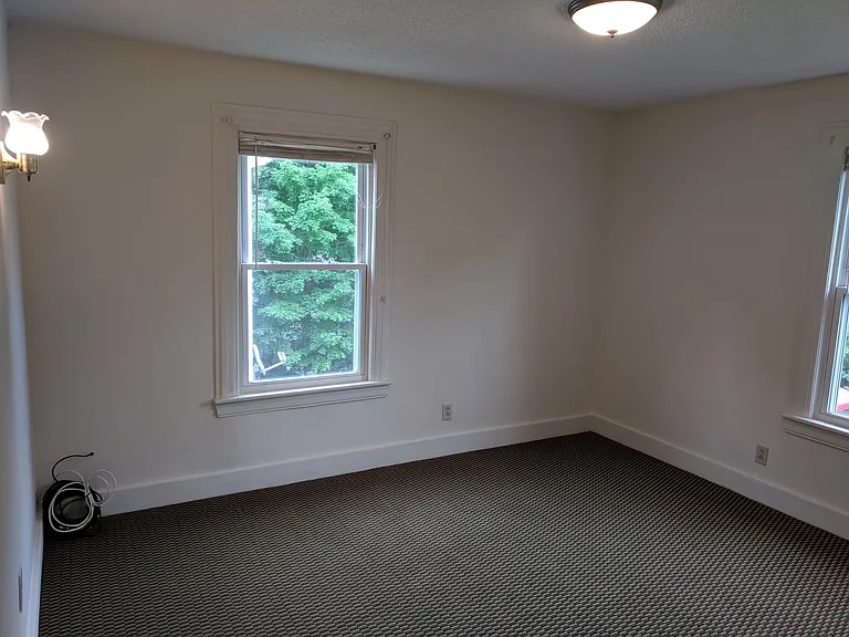134 Charter Oak St — Photo 13
