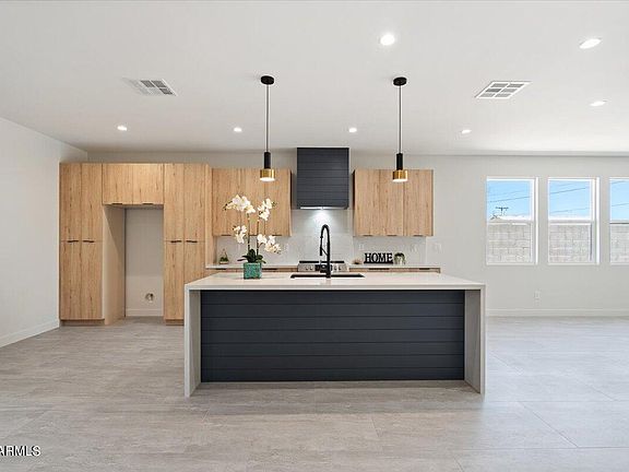 4th image of 2890 E ANGELA Drive