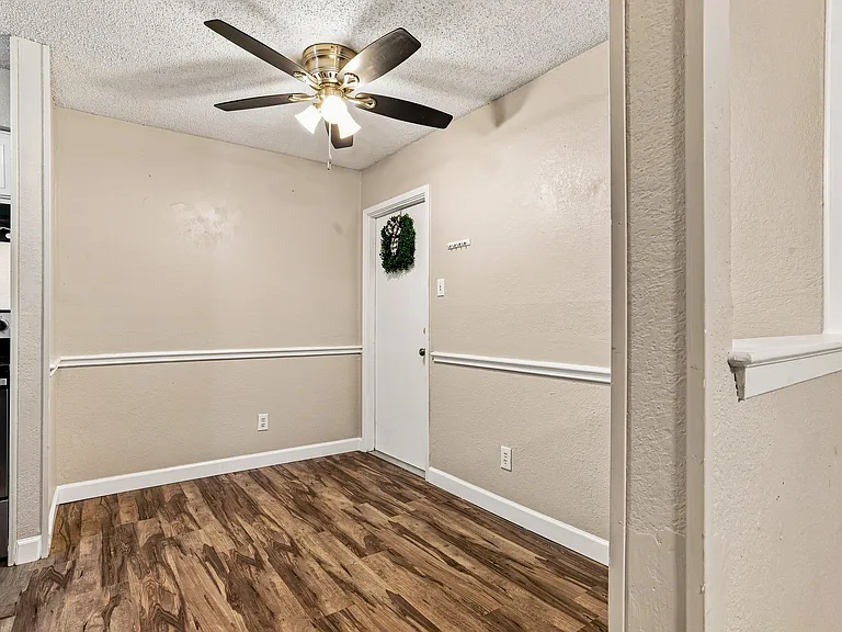 121 Allencrest Dr #123 — Photo 11