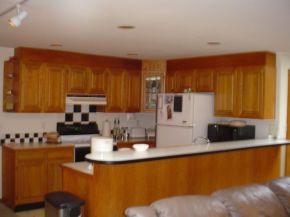 2nd image of 3024 Alderbrook Ct S