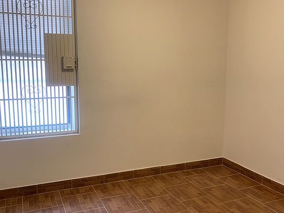 3rd image of 3114 28th Ave #1