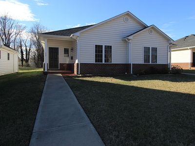 409 S Broad St, Salem, VA, 24153