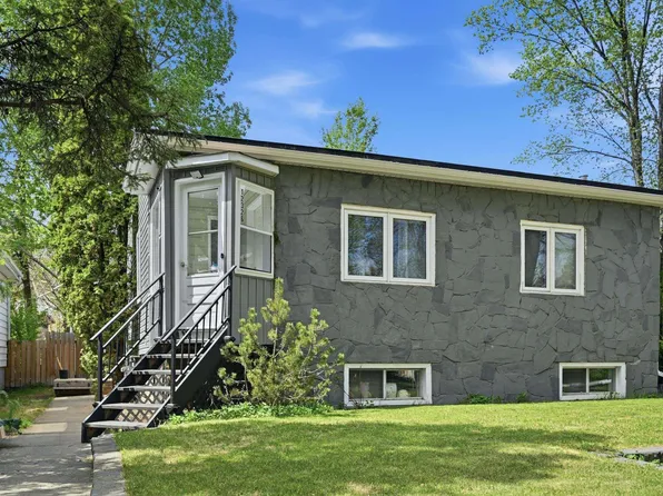 12326 92nd St NW, Edmonton, AB T5G 1B6