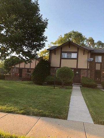 1st image of 17W772 14th St