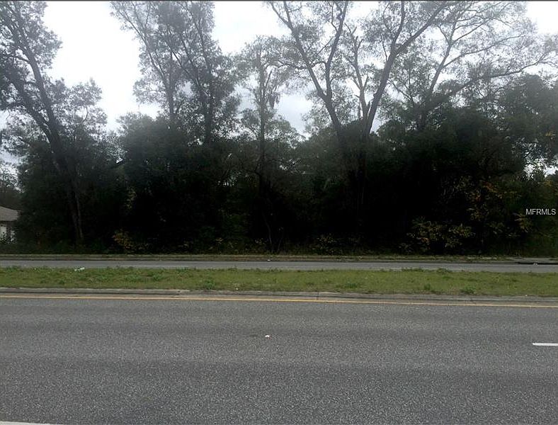 2nd image of Rolling Acres Dr