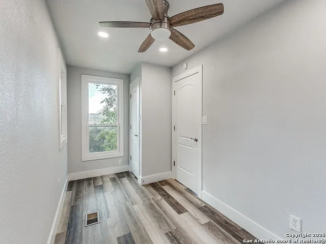 238 Ledgeview Dr — Photo 11