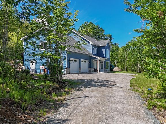 3rd image of 25 Concordia Dr