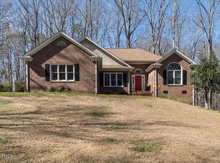 1048 Shadywood Ln, Raleigh, NC 27603