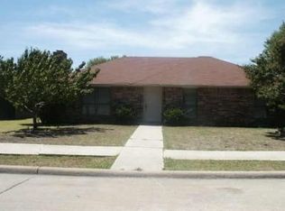 319 Pinyon Ln, Coppell, TX 75019