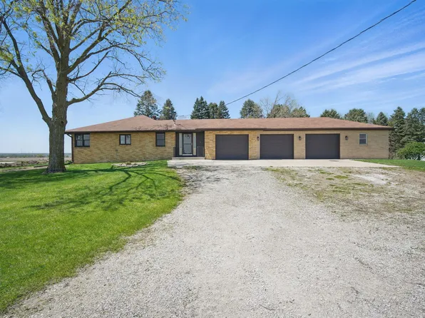 8872 NE 150th Ave, Maxwell, IA 50161