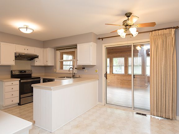 5th image of 632 Leslie Ln