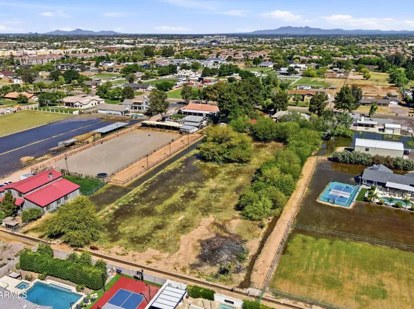 16205 E FAIRVIEW Street #-, Gilbert, AZ 85295