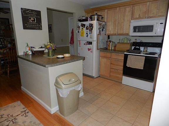 2nd image of 2 Timberwood Dr Unit 204