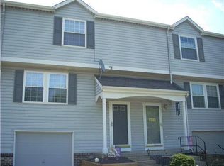 5087 Empire Dr, Bridgeville, PA