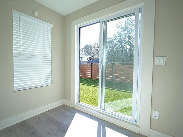 1452 Lockwood Dr SW — Photo 37