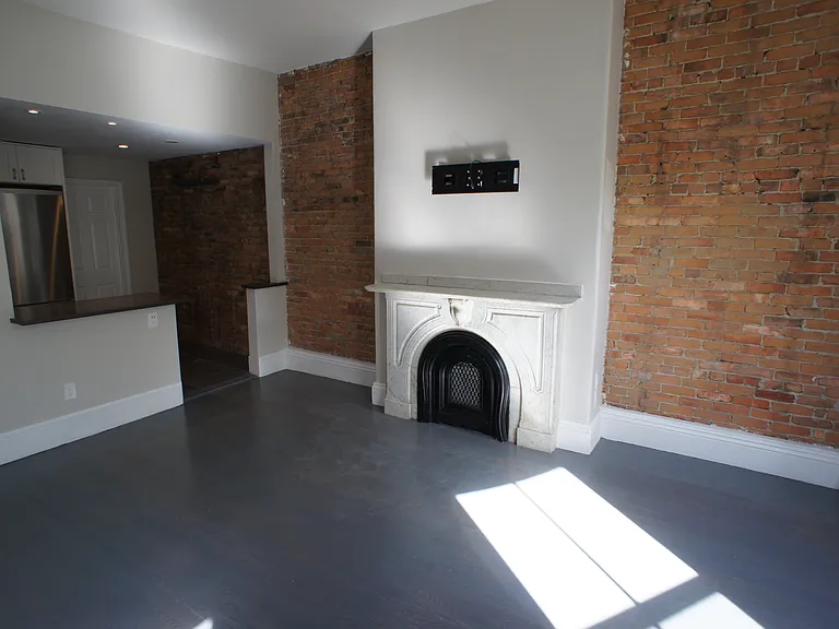 153 Warren Ave #2 — Photo 3