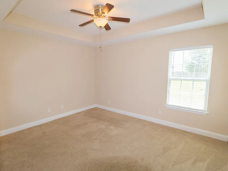 612 Hampstead Ave — Photo 9