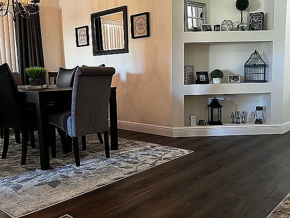3rd image of 510 Canary Island Cir