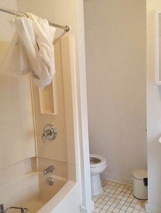 4th image of 442 E 115th St APT 2C