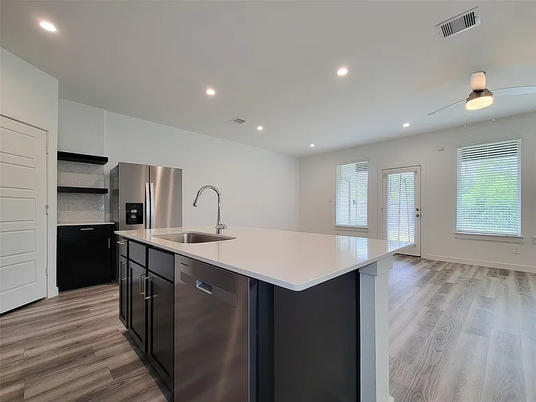 3225 Creston Gate Dr — Photo 11
