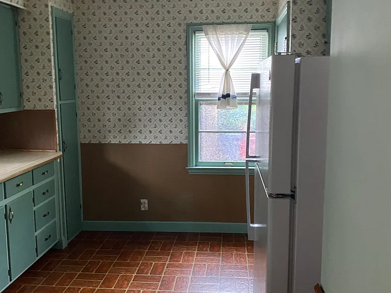 955 Mann Ave #1 — Photo 8