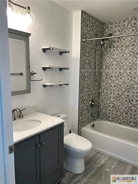 2 bed, 2.5 bath, 1575 sqft, $2,900 — Photo 4
