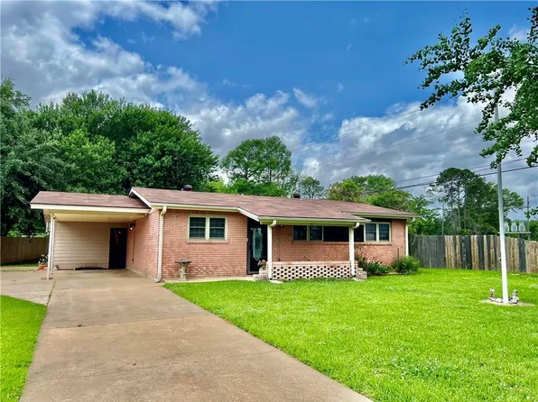 5504 Skye St, Alexandria, LA 71303