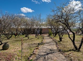 2094 E Frontage Rd, Nogales, AZ 85646
