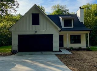 5201 McCahill Rd, Chattanooga, TN 37415