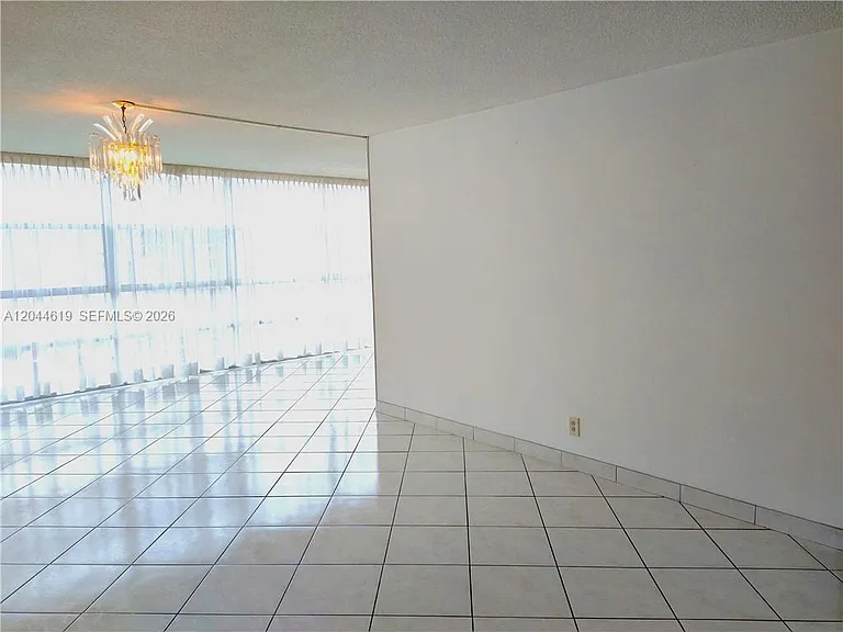 601 Three Islands Blvd #517 — Photo 12