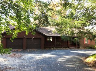 109 Dunleer Ct, Dingmans Ferry, PA 18328