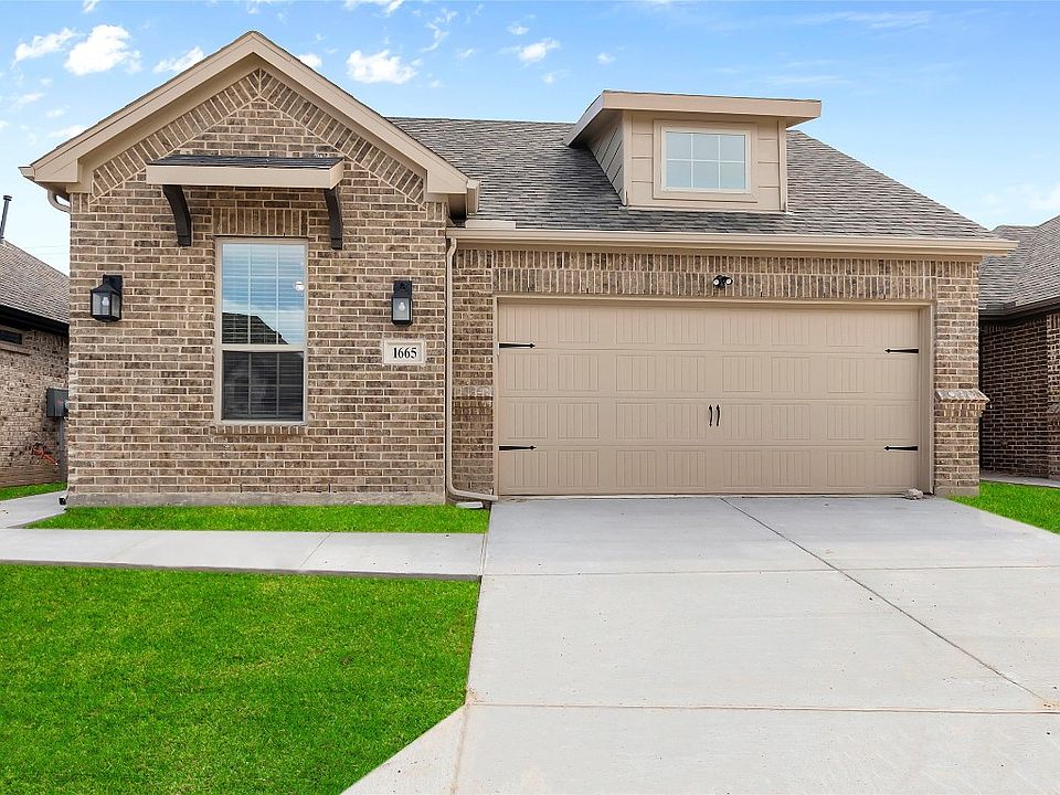 1st image of 1665 Madrid Way
