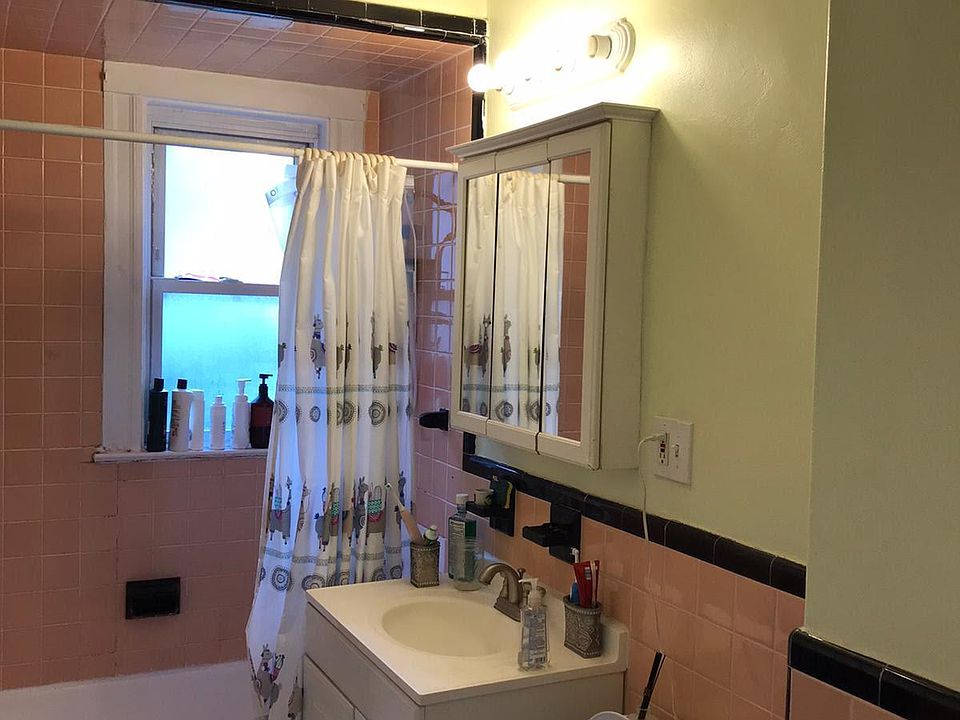 2nd image of 1104 Boylston St