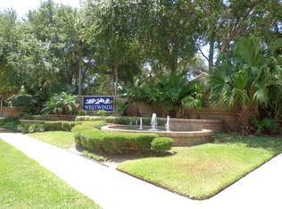 956 Westwinds Blvd, Tarpon Springs, FL 34689
