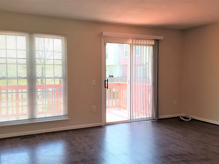 1669 Colonial Way — Photo 12