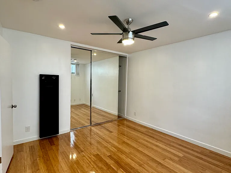 410 S Commonwealth Ave #4 — Photo 19