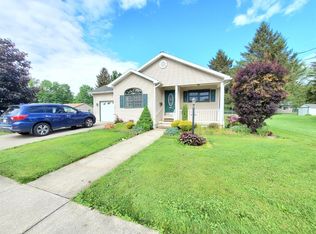 67 Lincoln St, Waverly, NY 14892