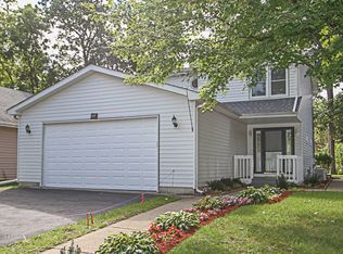 119 Elm Ave, Mundelein, IL