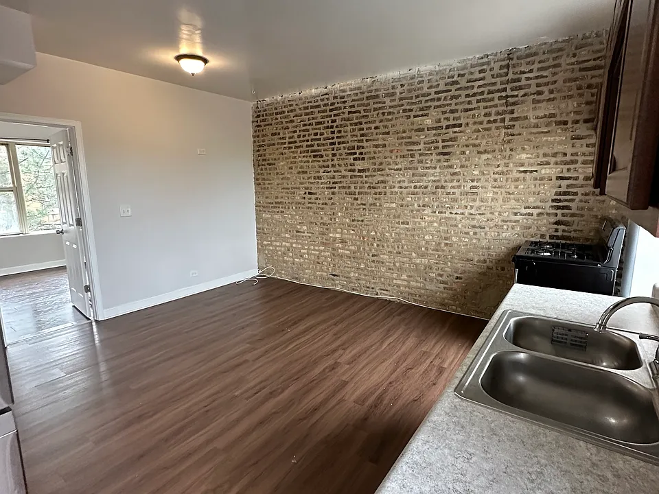 3003 W 19th St #3N