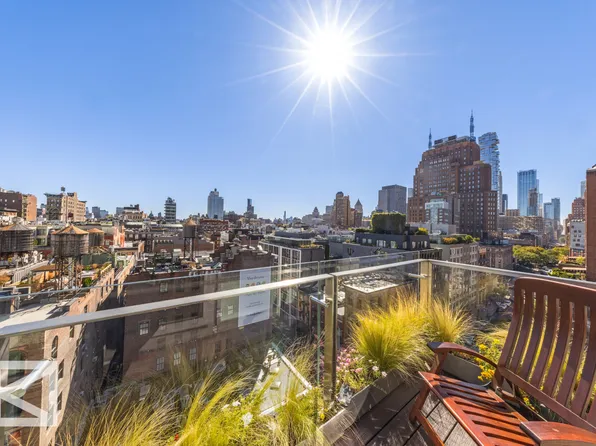 350 West Broadway image 11 of 29