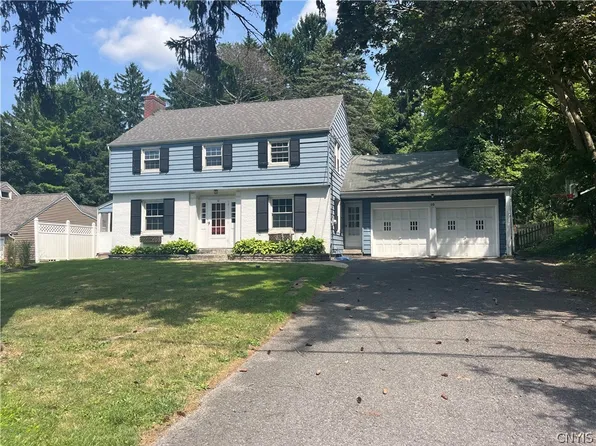 10 Ely Dr, Fayetteville, NY 13066