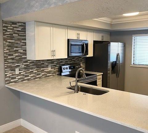 3rd image of 17451 Blueberry Hill Dr APT B