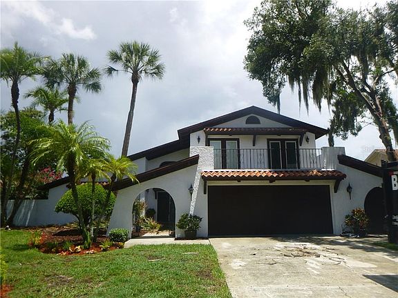 3rd image of 1040 Sugartree Ln N